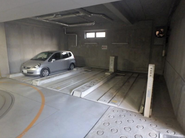 板橋区大山東町、中古マンションの駐車場画像です