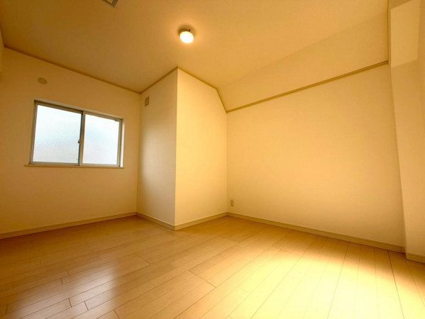 板橋区東新町、中古一戸建ての内装画像です