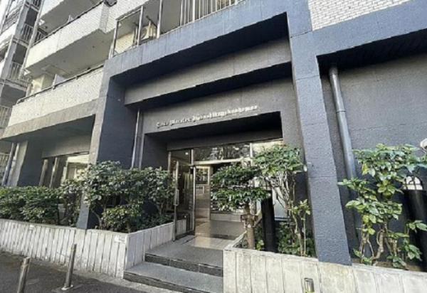 板橋区板橋、中古マンションのエントランス画像です