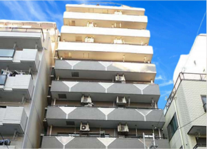 板橋区板橋、中古マンションの外観画像です