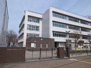 板橋区富士見町、新築一戸建ての中学校画像です
