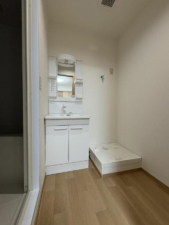 板橋区徳丸、収益物件/アパートの洗面画像です