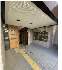 板橋区熊野町、中古マンションのエントランス画像です