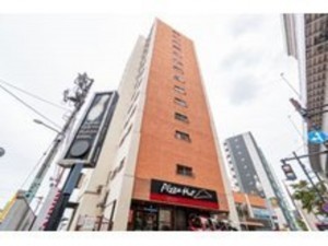 板橋区板橋、中古マンションの外観画像です