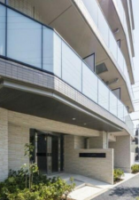 板橋区幸町、中古マンションの外観画像です