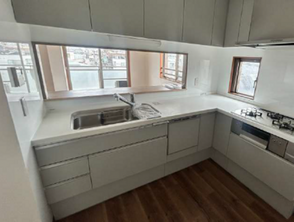 板橋区小茂根、中古マンションのキッチン画像です