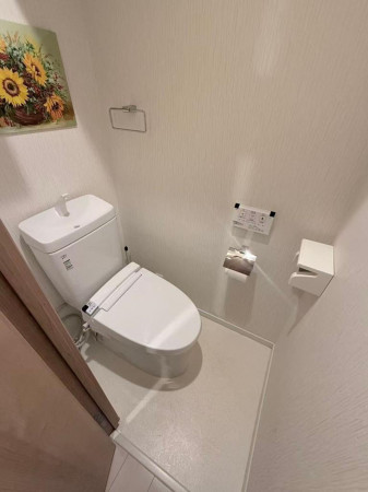 板橋区大山金井町、中古マンションのトイレ画像です