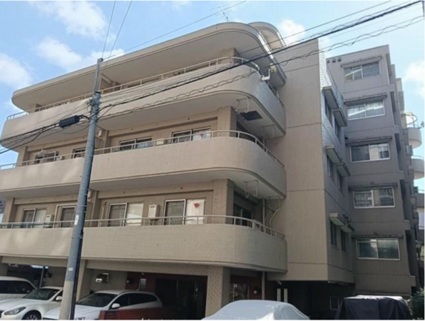 板橋区南常盤台、中古マンションの外観画像です