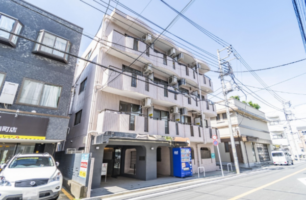 板橋区南町、中古マンションの外観画像です