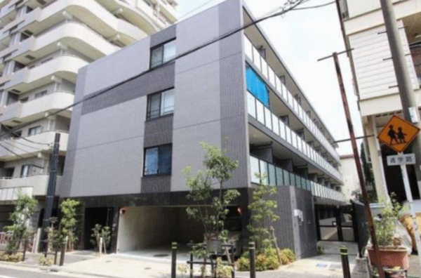 板橋区氷川町、中古マンションの外観画像です