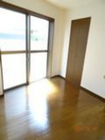 板橋区栄町、中古マンションの内装画像です