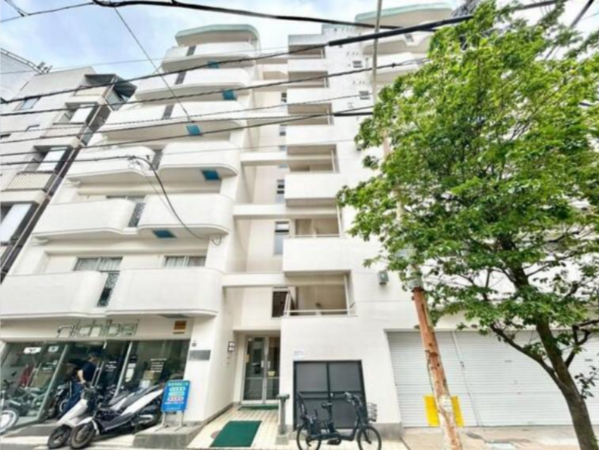 板橋区氷川町、中古マンションの外観画像です