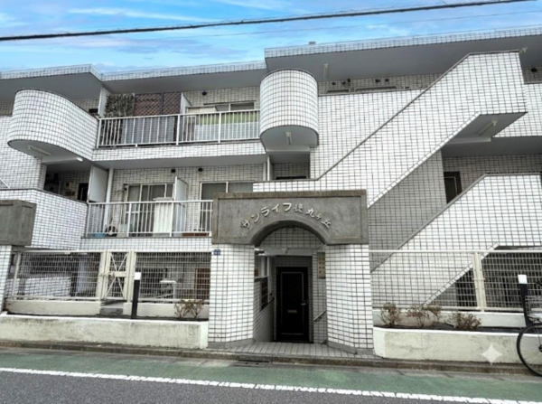 板橋区徳丸、中古マンションの外観画像です