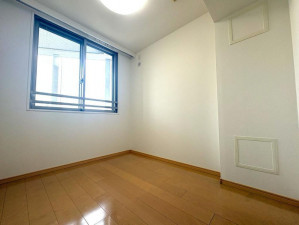 板橋区中丸町、中古マンションの間取り画像です