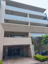 板橋区成増、中古マンションの外観画像です