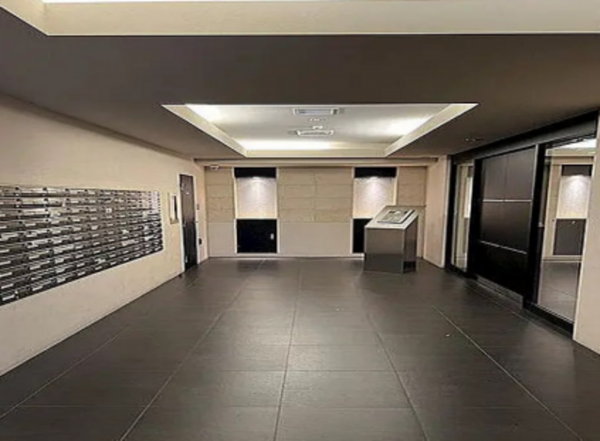 板橋区大山東町、中古マンションのエントランス画像です