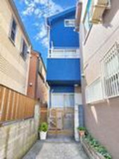 板橋区大山西町、中古一戸建ての前面道路を含む現地写真画像です