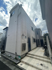 板橋区中丸町、収益物件/アパートの画像です