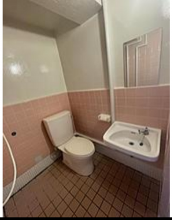 板橋区成増、中古マンションのトイレ画像です