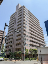 板橋区南町、中古マンションの外観画像です