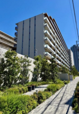 板橋区仲町、中古マンションの外観画像です