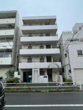 板橋区徳丸、中古マンションの外観画像です