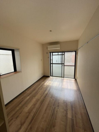 板橋区徳丸、中古マンションの内装画像です