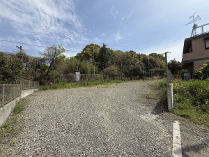 枚方市藤阪元町、土地の前面道路を含む現地写真画像です