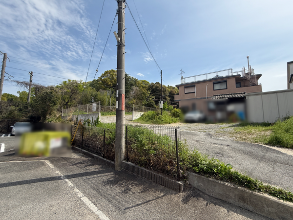 枚方市藤阪元町、土地の前面道路を含む現地写真画像です