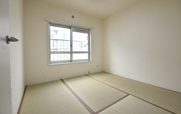 枚方市藤阪西町、中古マンションの内装画像です