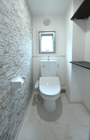 枚方市藤阪西町、中古マンションのトイレ画像です