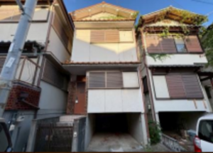 枚方市尊延寺、中古一戸建ての外観画像です