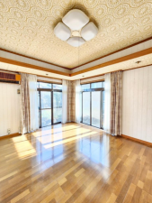 枚方市杉、中古一戸建ての内装画像です