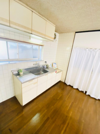 枚方市津田東町、中古一戸建てのキッチン画像です