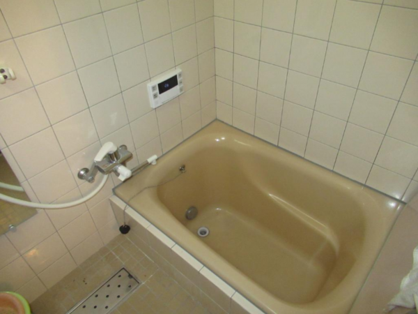 枚方市長尾谷町、中古一戸建ての風呂画像です