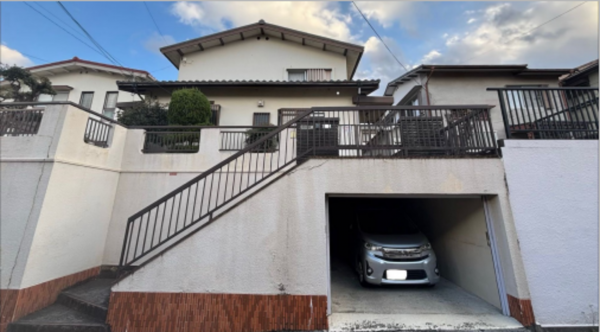 枚方市長尾台、中古一戸建ての外観画像です