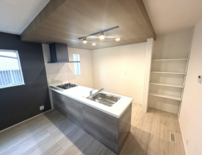 枚方市藤阪北町、新築一戸建てのキッチン画像です