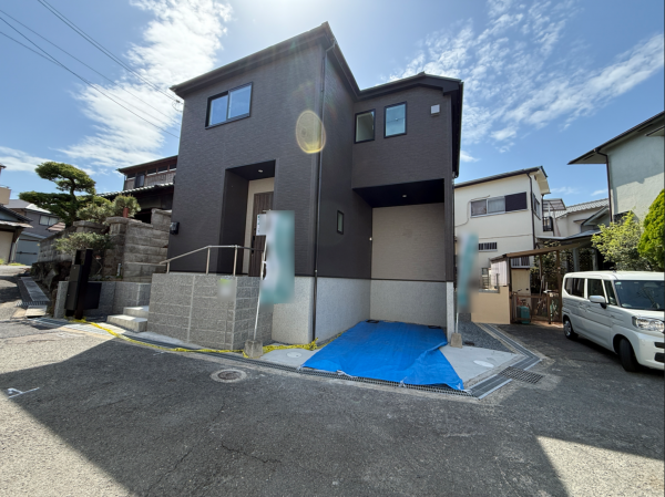 枚方市藤阪北町、新築一戸建ての外観画像です