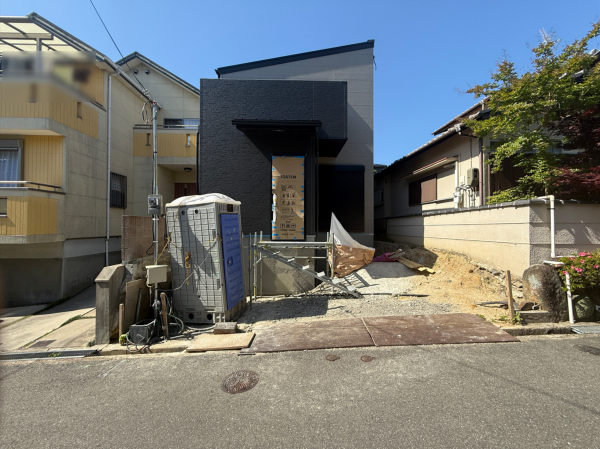 枚方市藤阪中町、新築一戸建ての外観画像です