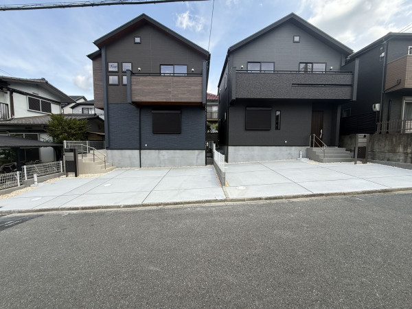 枚方市長尾東町、新築一戸建ての外観画像です