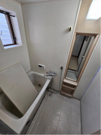 枚方市長尾元町、中古一戸建ての風呂画像です