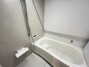 京田辺市大住、新築一戸建ての風呂画像です