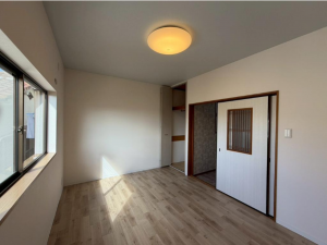 枚方市招提大谷、中古一戸建ての内装画像です