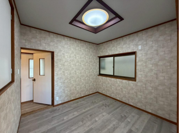 枚方市招提大谷、中古一戸建ての内装画像です