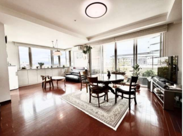 京田辺市山手東、中古マンションの内装画像です