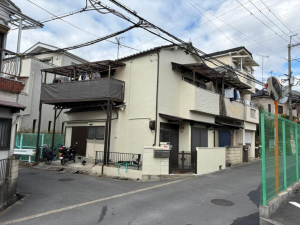 枚方市野村元町、中古一戸建ての外観画像です