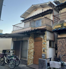 枚方市長尾家具町、中古一戸建ての外観画像です