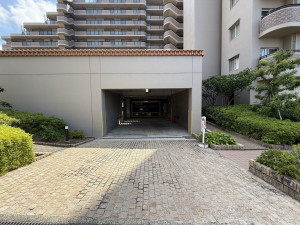 枚方市長尾谷町、中古マンションの駐車場画像です