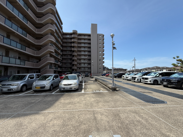 枚方市長尾谷町、中古マンションの駐車場画像です