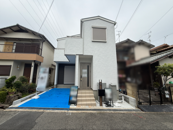 枚方市長尾西町、新築一戸建ての外観画像です